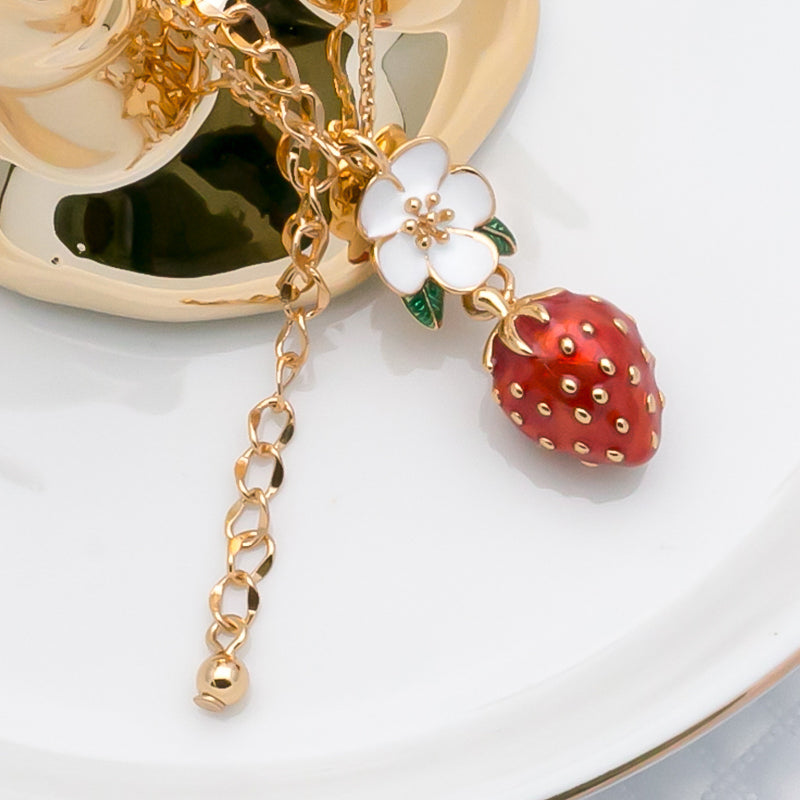 Kate Spade picnic perfect strawberry Necklace – MUSHROOM89