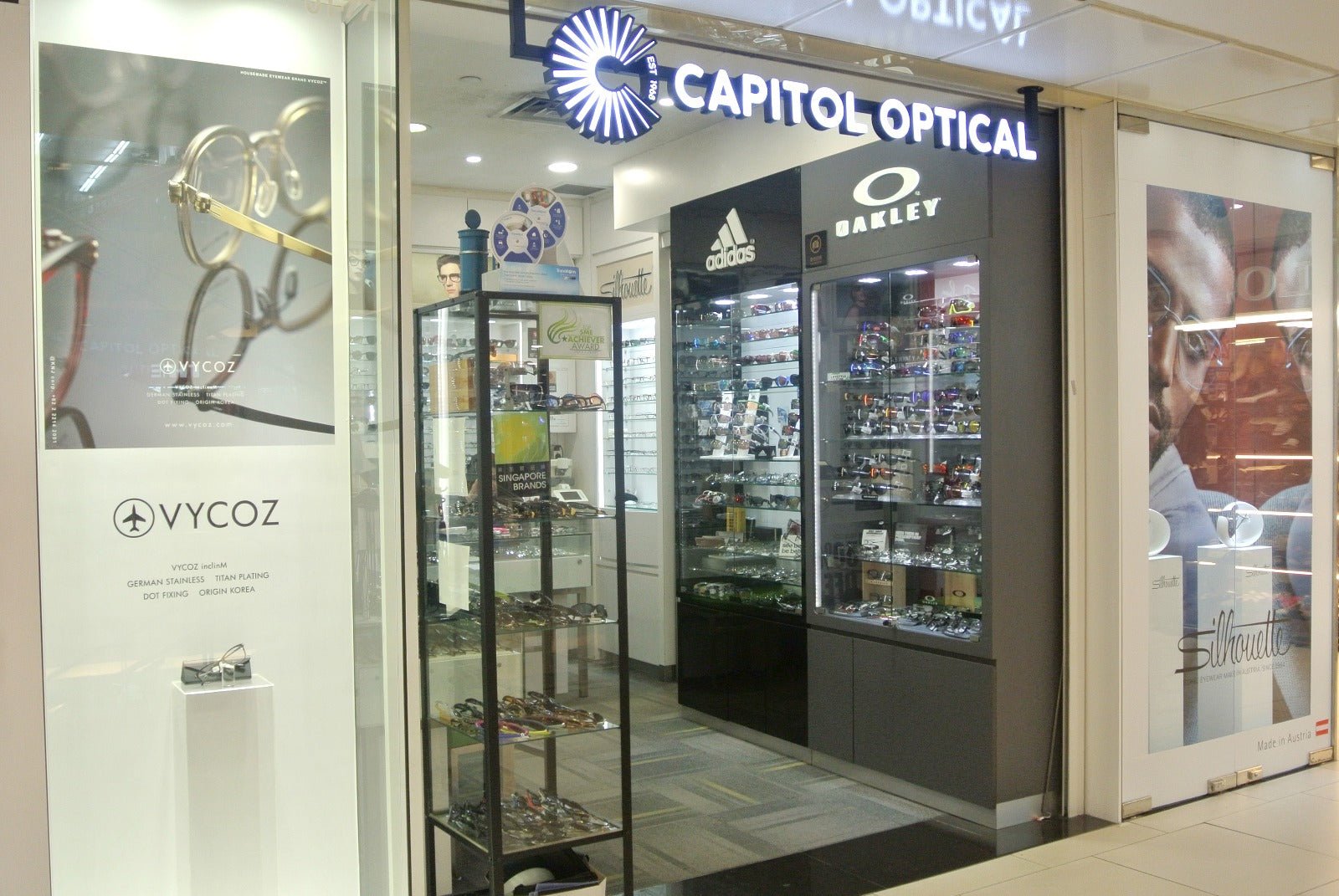 Capitol Optical Lucky Plaza G77